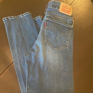 Levi’s Slim Fit Jeans